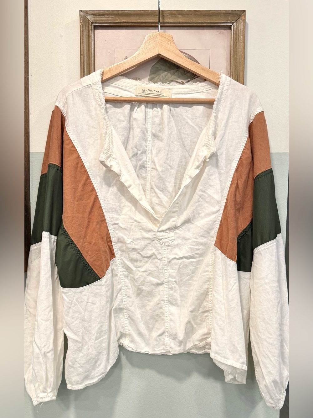Free People "Beating Hearts" shirt. Size M - Picture 1 of 1